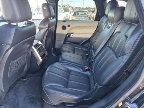 Used 2015 Land Rover Range Rover Sport HSE AWD/4WD image 12