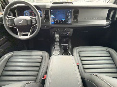 Used 2025 Ford Bronco 4-Door image 18