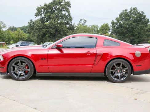 Used 2011 Ford Mustang GT Premium w/ Electronics Pkg RWD image 13