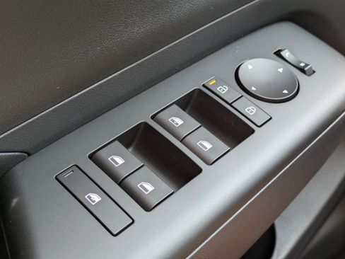 New 2026 Hyundai Kona SE image 21