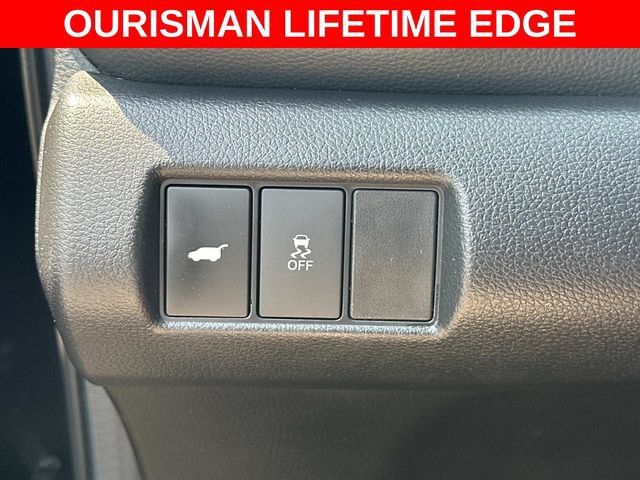 Used 2025 Honda Pilot Touring image 29