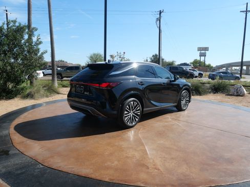 Certified 2024 Lexus RX 350 Premium Plus image 3