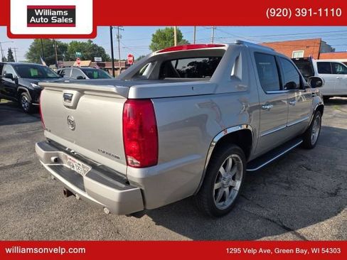 Used 2009 Cadillac Escalade EXT AWD/4WD image 4