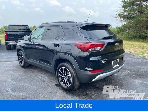 Used 2025 Chevrolet TrailBlazer LT FWD image 5