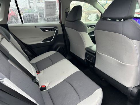 Used 2023 Toyota RAV4 XLE image 23