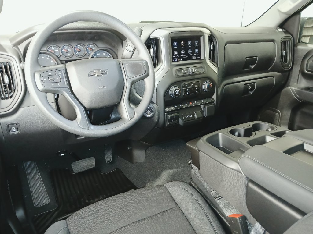 Used 2026 Chevrolet Silverado 1500 Custom Trail Boss w/ Turbomax Blackout Package AWD/4WD image 9
