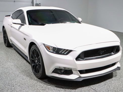 Used 2017 Ford Mustang GT Premium w/ Equipment Group 401A image 5