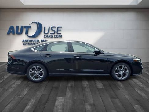 Used 2023 Honda Accord EX image 4