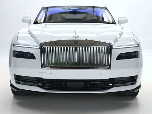 Used 2025 Rolls-Royce Spectre w/ Spectre Launch Package AWD/4WD image 33