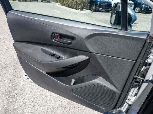 Used 2022 Toyota Corolla LE FWD image 24