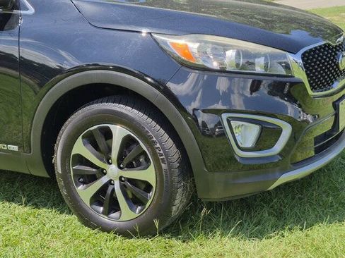 Used 2017 Kia Sorento EX AWD/4WD image 9