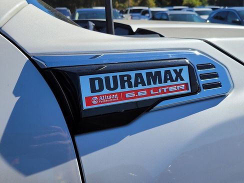 Used 2024 GMC Sierra 3500 Denali w/ Denali Reserve Package image 16