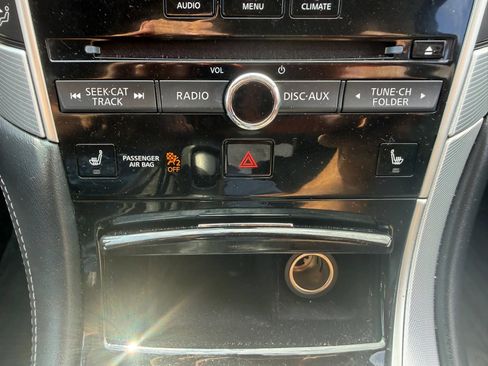Used 2019 INFINITI Q50 Luxe w/ Essential Package (3.0T Luxe) AWD/4WD image 19