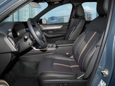 Used 2025 MAZDA CX-70 3.3 Turbo S w/ Premium Package image 16