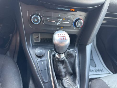 Used 2018 Ford Focus ST FWD image 29