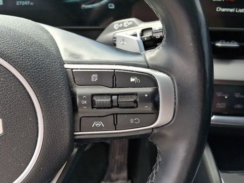 Used 2023 Kia Sportage EX image 22