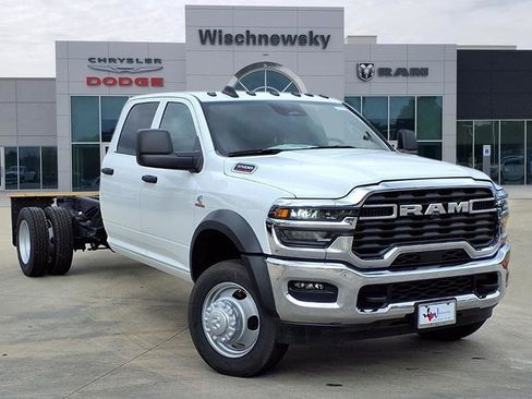 New 2026 RAM 5500 Tradesman w/ Chrome Appearance Group image 1