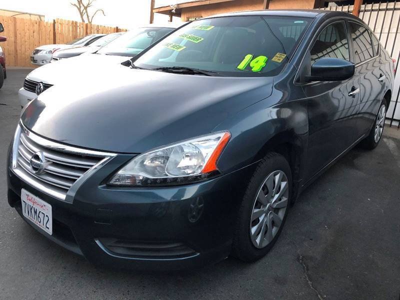 Used 2014 Nissan Sentra SV FWD image 2
