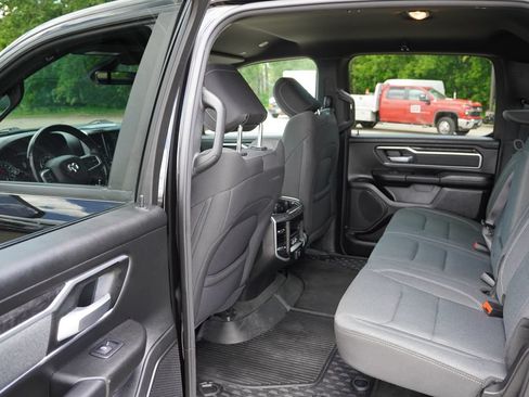 Used 2022 RAM 1500 Big Horn AWD/4WD image 17