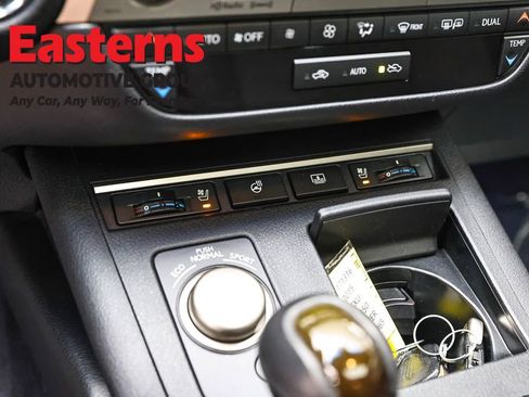 Used 2015 Lexus ES 350 w/ Luxury Package FWD image 20