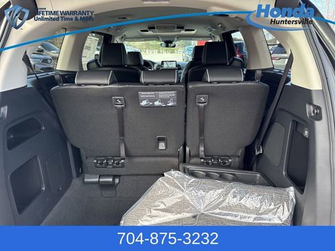 New 2026 Honda Odyssey Elite image 13
