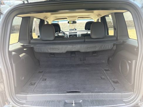 Used 2012 Jeep Liberty Arctic AWD/4WD image 14