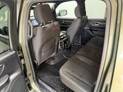 Used 2021 RAM 1500 Big Horn AWD/4WD image 34