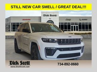 Used 2026 Jeep Grand Cherokee Limited AWD/4WD video 1
