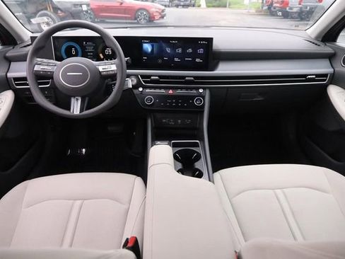 Used 2025 Hyundai Sonata SEL FWD image 21