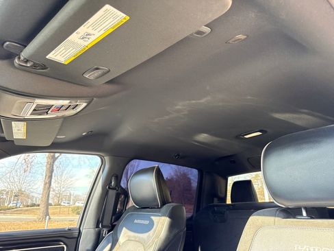 Used 2022 RAM 1500 Laramie w/ Sport Appearance Package image 25