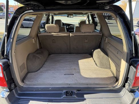 Used 2002 Toyota 4Runner SR5 image 11