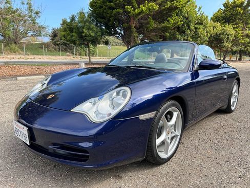 Used 2003 Porsche 911 Carrera 4 AWD/4WD image 2