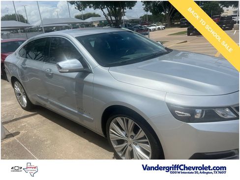 Used 2018 Chevrolet Impala Premier w/ Premier Confidence Package FWD image 4
