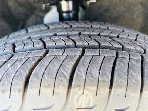 New 2026 Chrysler Pacifica Select w/ Quick Order Package 2EV image 44