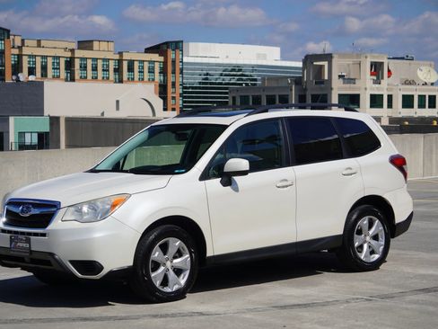 Used 2014 Subaru Forester 2.5i Premium w/ Popular Package #2 image 4