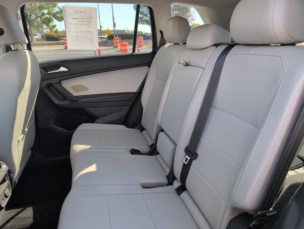 Used 2019 Volkswagen Tiguan SE AWD/4WD image 9