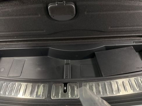 Used 2023 Genesis GV70 3.5T Sport w/ Sport Prestige Package image 32