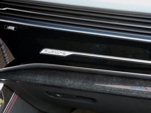 Used 2021 Audi RS Q8 AWD/4WD image 28