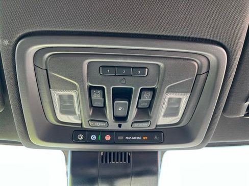 Used 2025 Chevrolet Silverado 2500 ZR2 w/ Technology Package AWD/4WD image 27