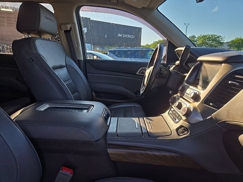 Used 2020 GMC Yukon XL Denali w/ Denali Premium Package AWD/4WD image 36