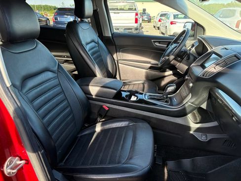 Used 2017 Ford Edge SEL w/ Equipment Group 201A AWD/4WD image 35