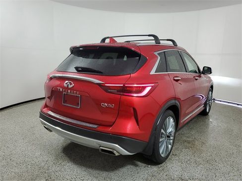 Used 2023 INFINITI QX50 Sensory w/ Accent Package image 4