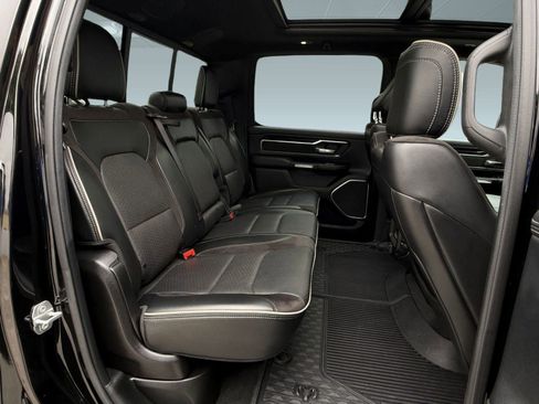 Used 2019 RAM 1500 Laramie image 25