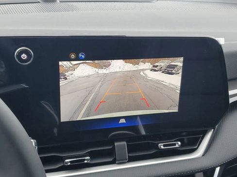 New 2026 Chevrolet Equinox LT w/ Convenience Package II image 23