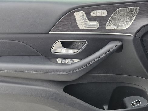 Used 2022 Mercedes-Benz GLS 450 4MATIC image 22