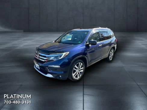 Used 2017 Honda Pilot Touring image 7