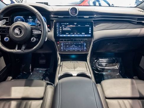 New 2025 Maserati Grecale GT AWD/4WD image 24