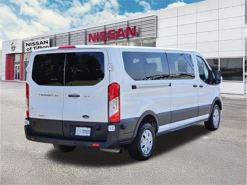 Used 2024 Ford Transit 350 XLT RWD image 4