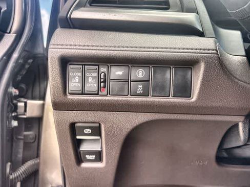 Used 2022 Honda Odyssey EX-L image 29