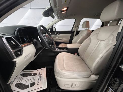 Used 2023 Kia Sorento EX image 7